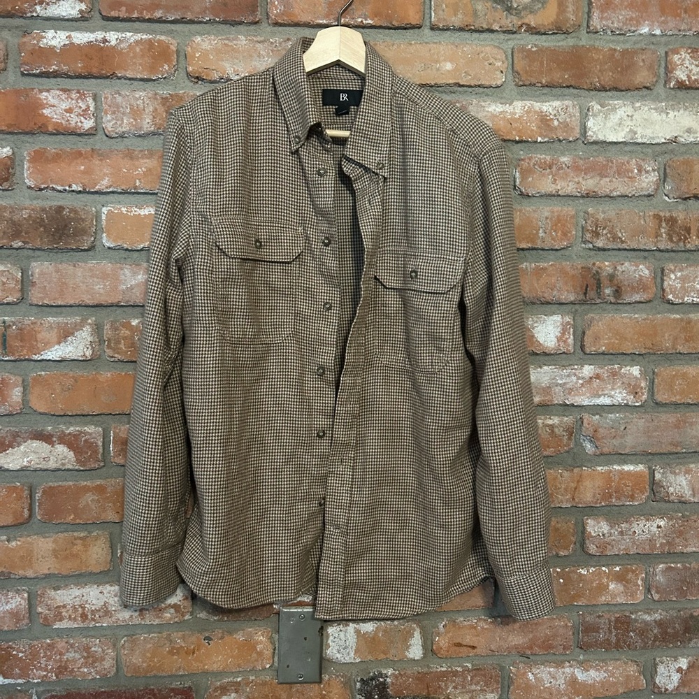 Men’s Banana Republic Gold/White Checkered Button-Up Shirt